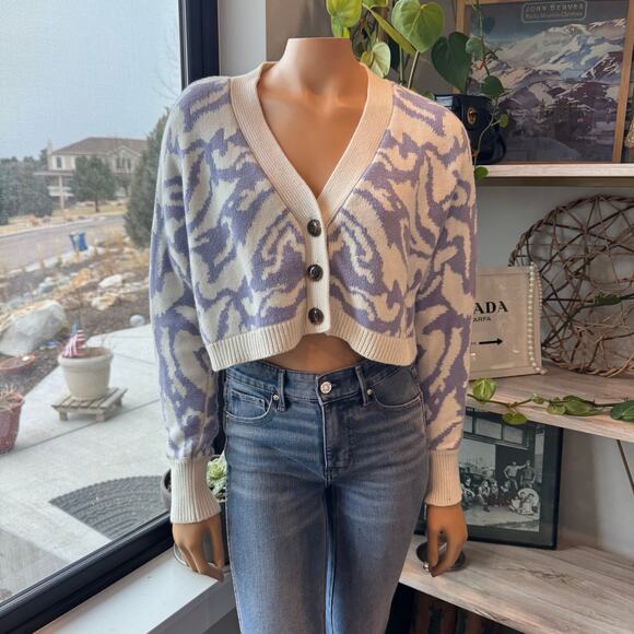 Arizona Jean Co. Purple & Ivory Knit Cropped Button Front Cardigan, Medium - Picture 2 of 11